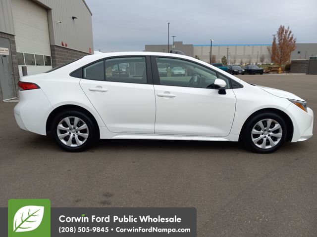 Used 2024 Toyota Corolla LE with VIN 5YFB4MDE8RP160091 for sale in Northfield, Minnesota