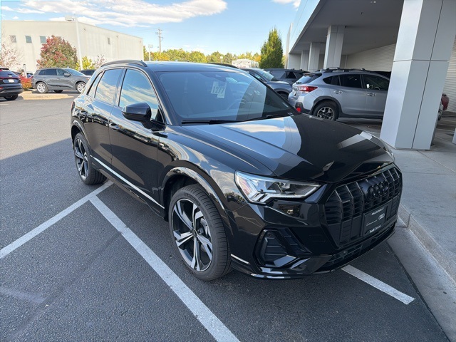 2024 Audi Q3 S line Premium Plus photo 5