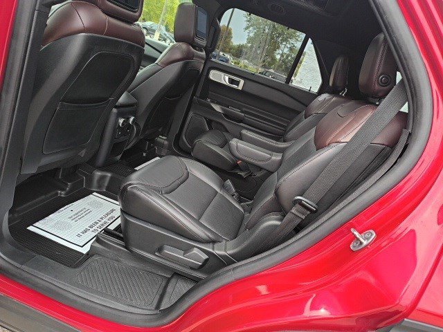 2020 Ford Explorer Platinum photo 14