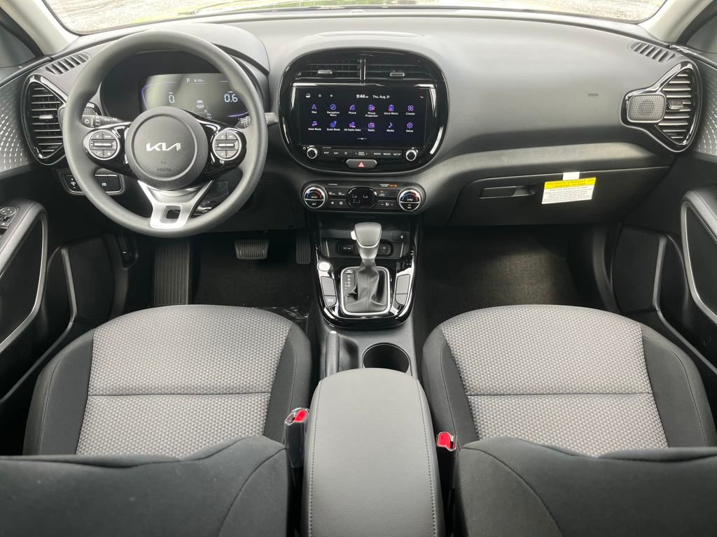2025 Kia Soul S photo 14
