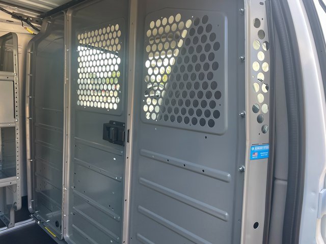 2025 Chevrolet Express Cargo 3500 photo 6