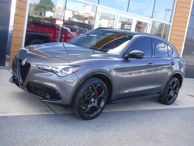 2024 Alfa Romeo Stelvio Veloce's photo