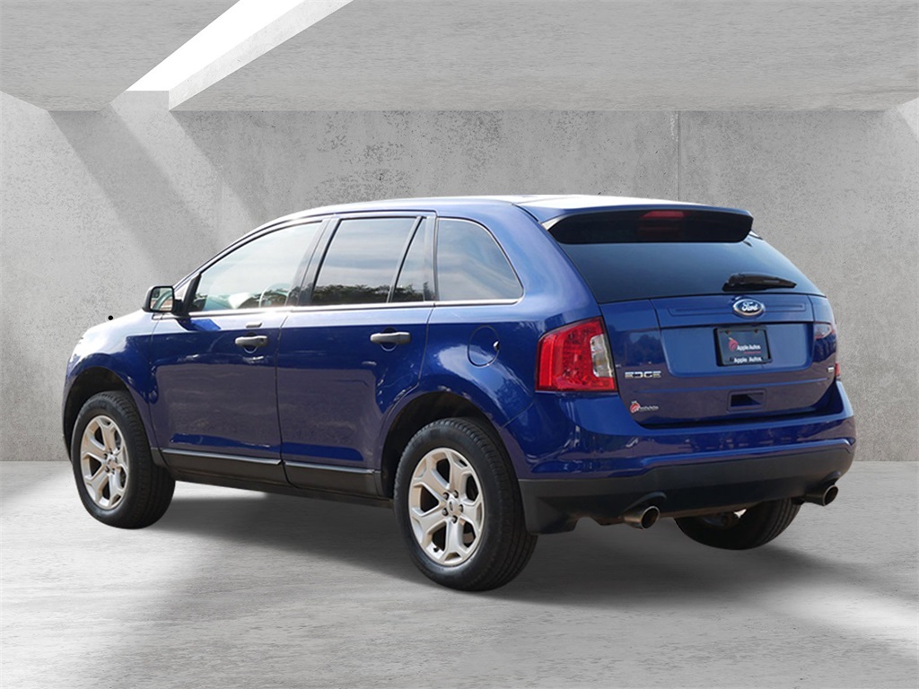 2014 Ford Edge SE photo 4