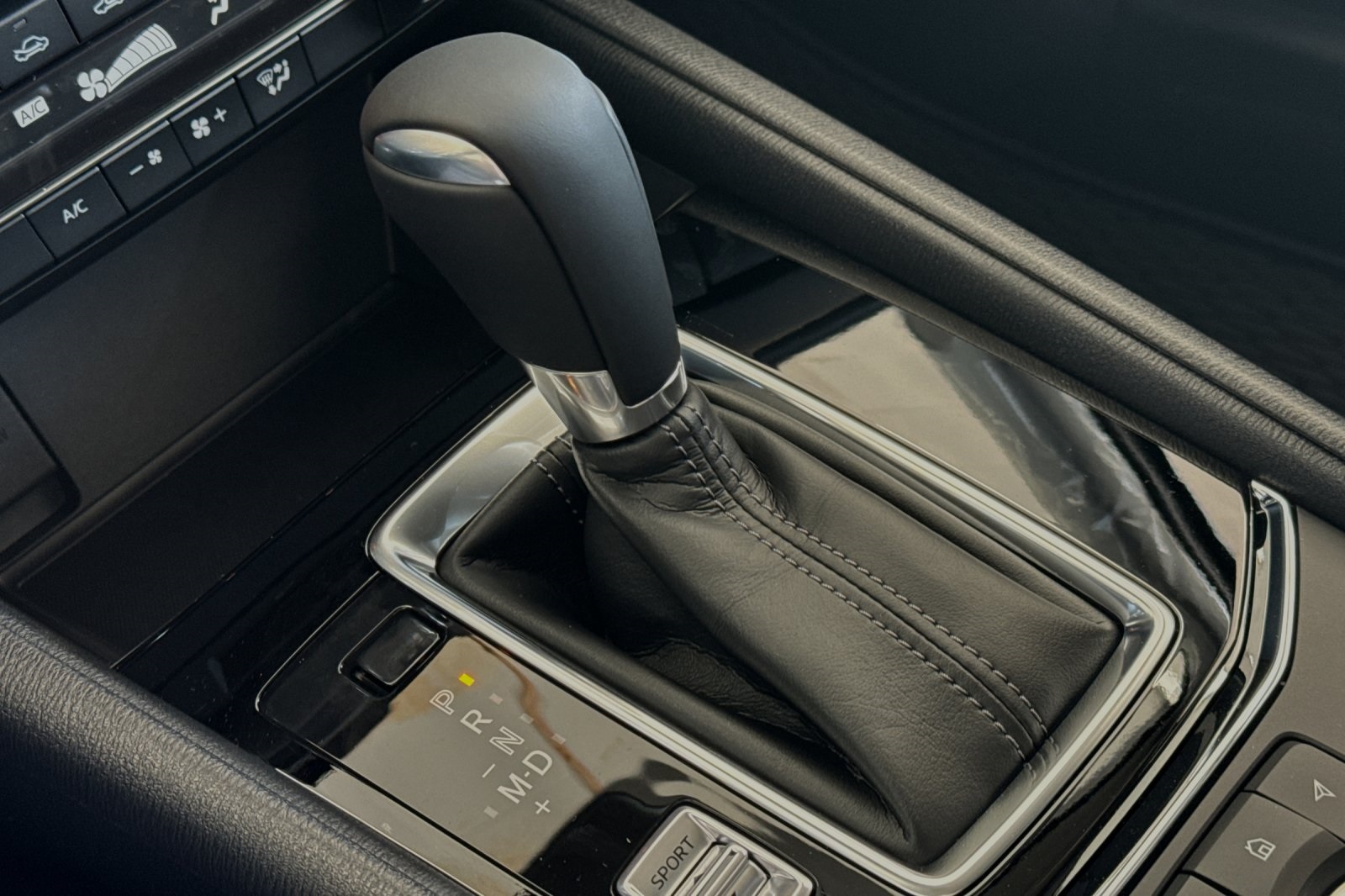 2025 Mazda CX-5 2.5 Select photo 20