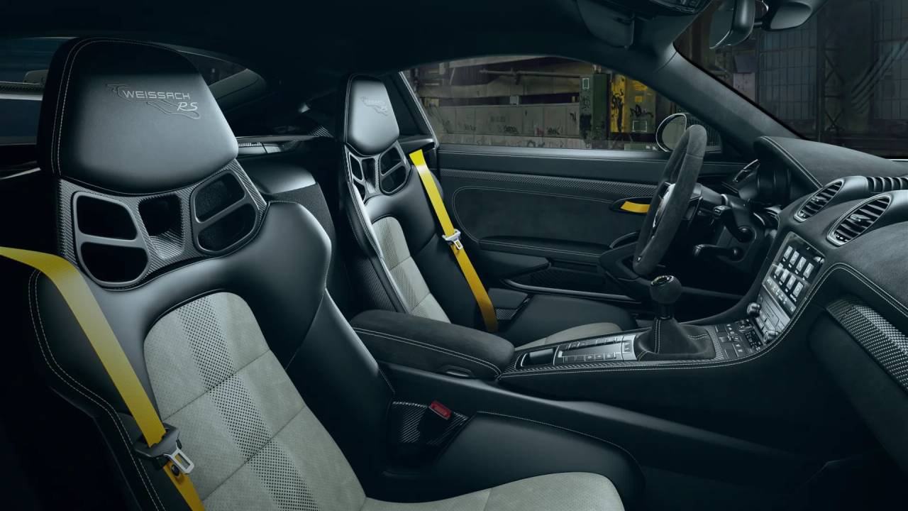 2025 Porsche Cayman GT4 RS photo 5