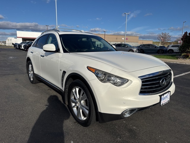2016 Infiniti QX70 Base photo 3