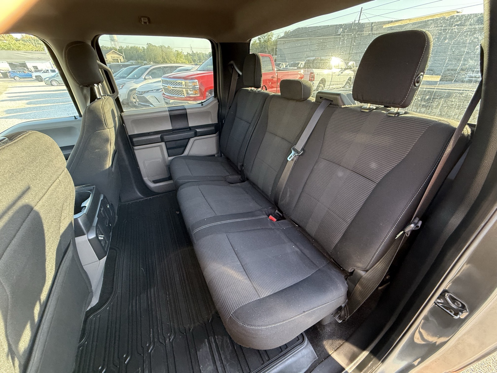 2017 Ford F-150 XL photo 18