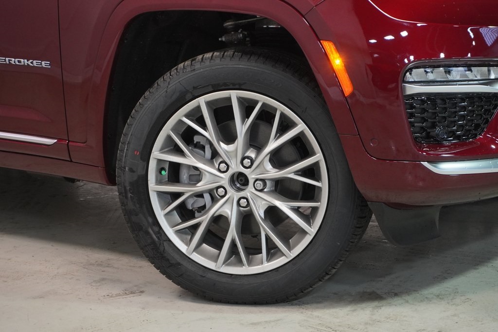 2023 Jeep Grand Cherokee Summit Reserve 4xe photo 2