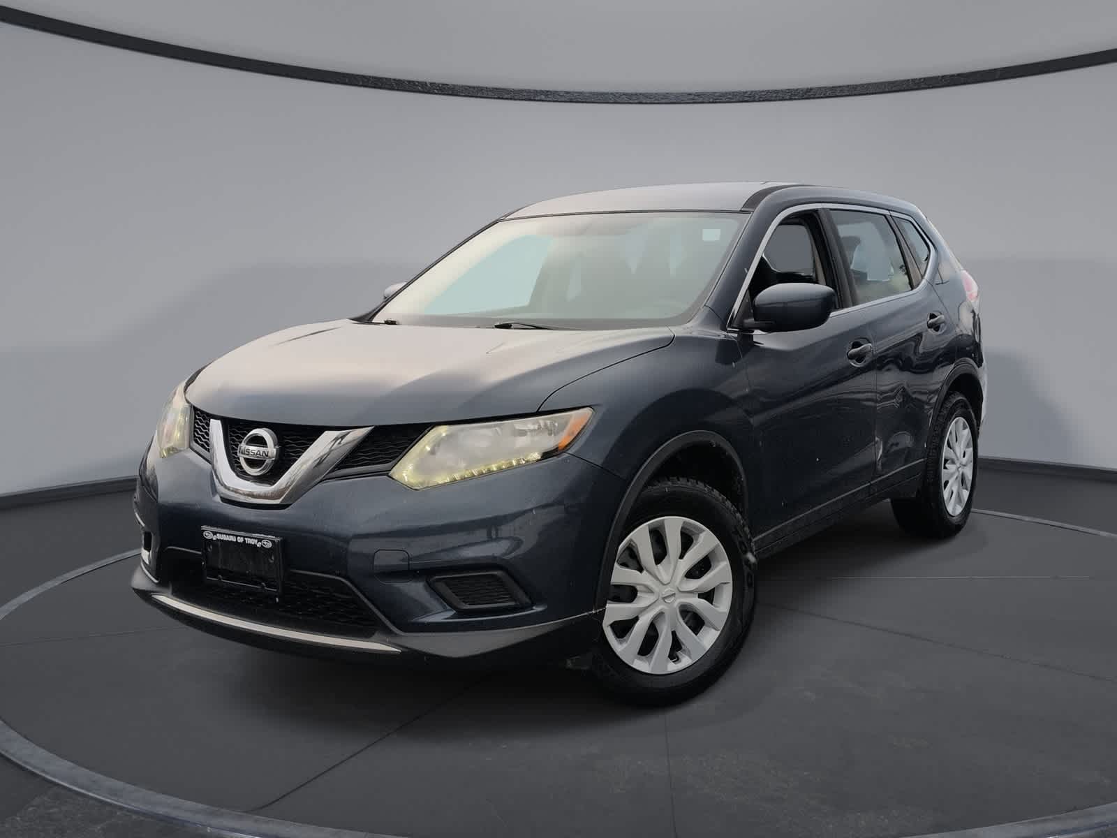 2016 Nissan Rogue S's photo