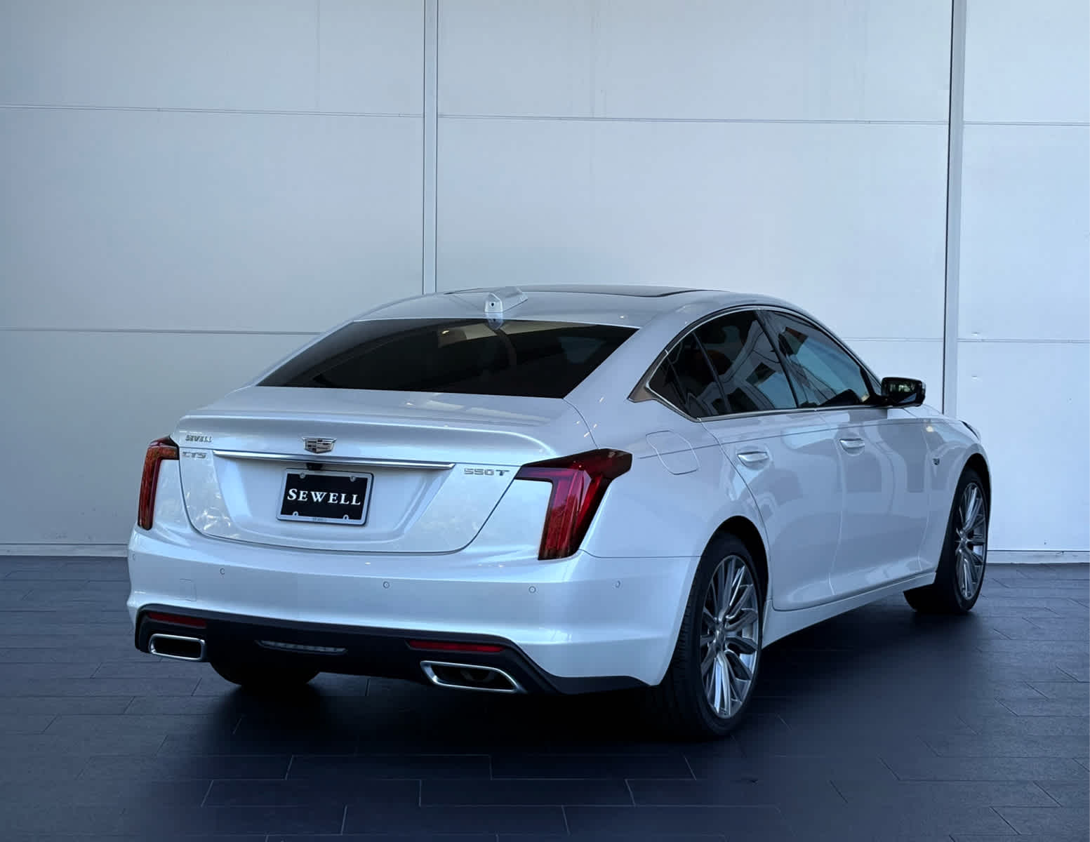 2025 Cadillac CT5 Premium Luxury photo 4