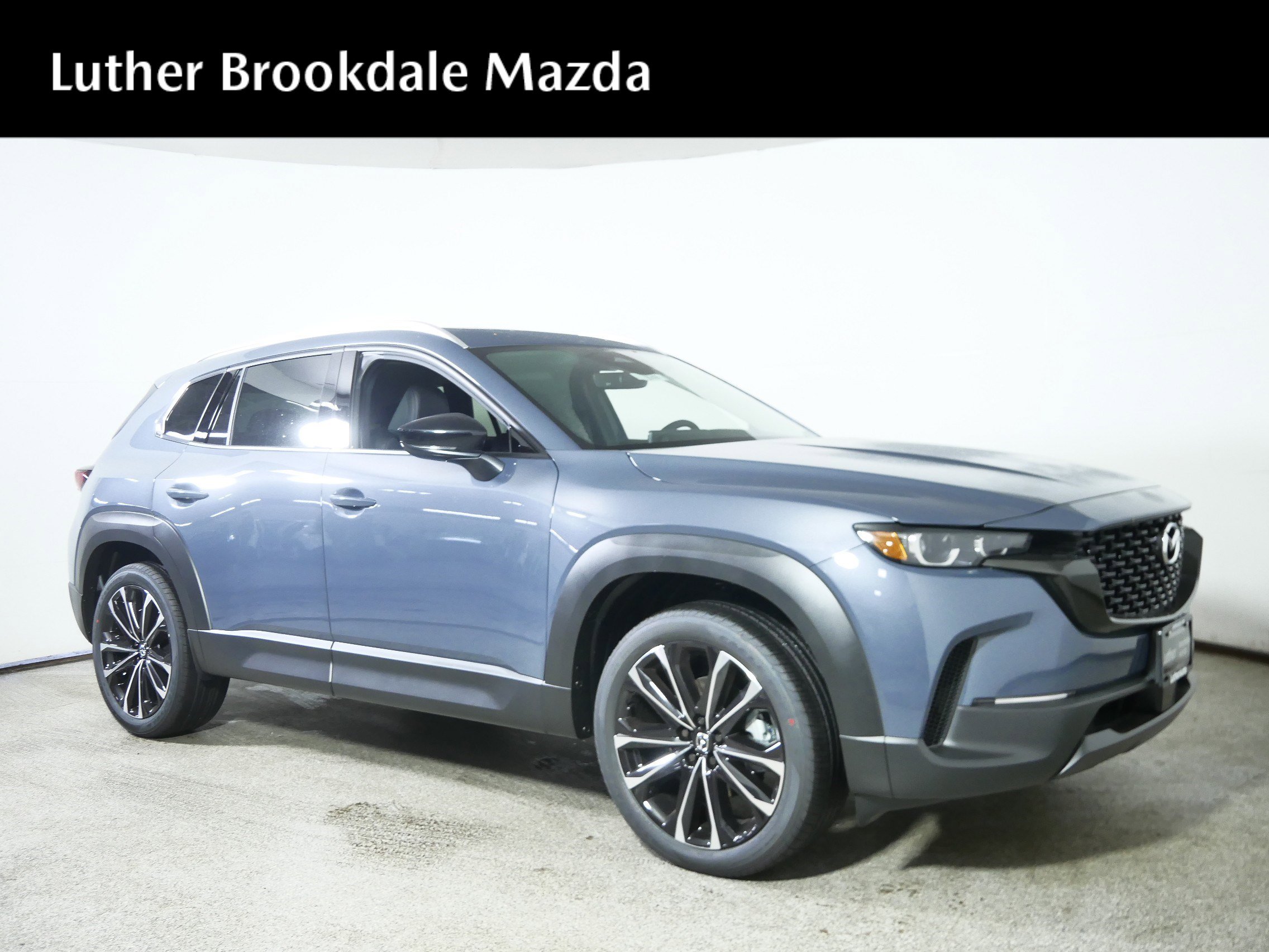 2025 Mazda CX-50 Premium Plus's photo