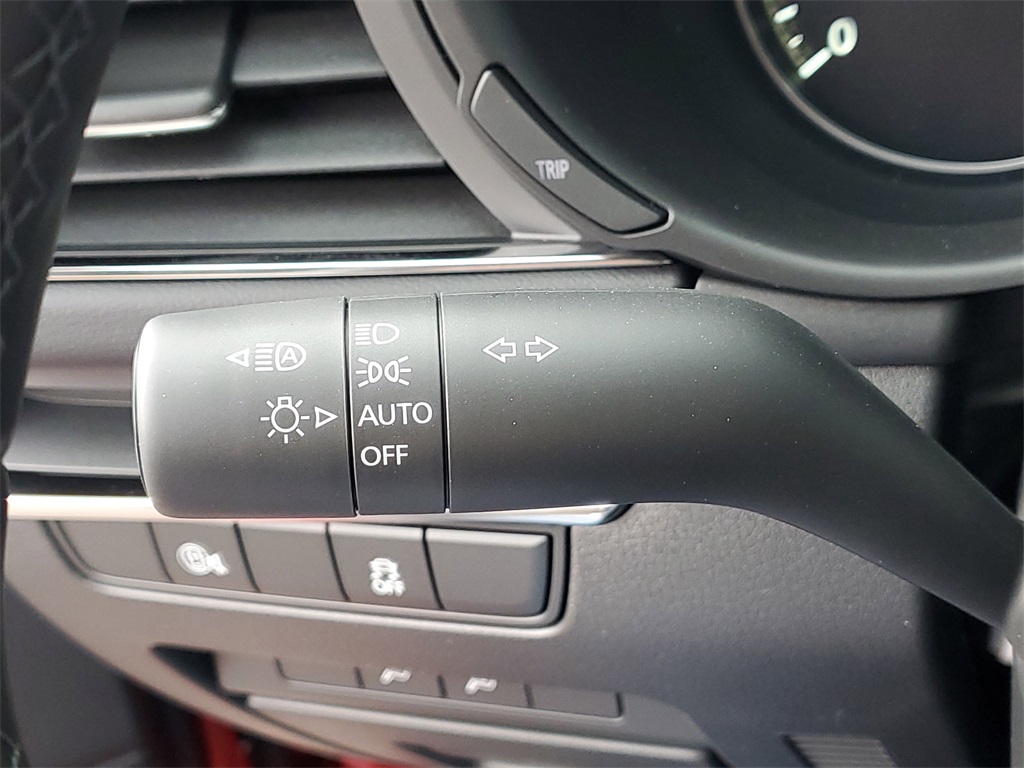 2025 Mazda Mazda3 2.5 s Preferred photo 17