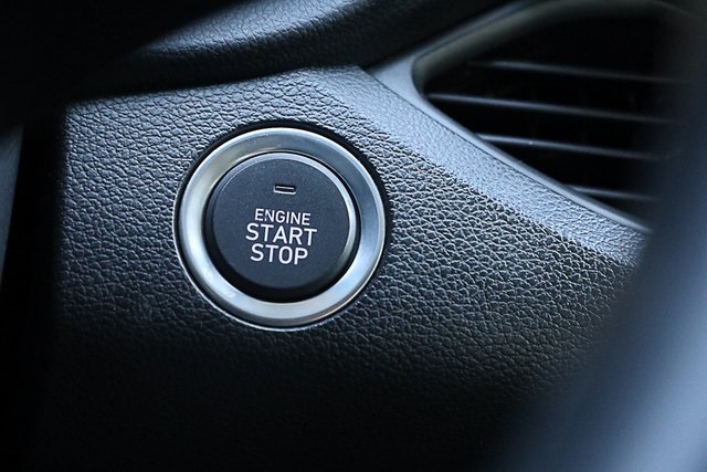 2018 Hyundai Elantra GT Base photo 40