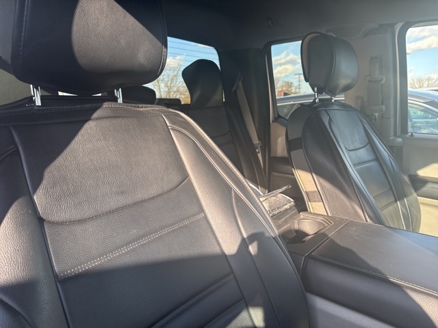 2016 Ford F-150 XLT photo 4