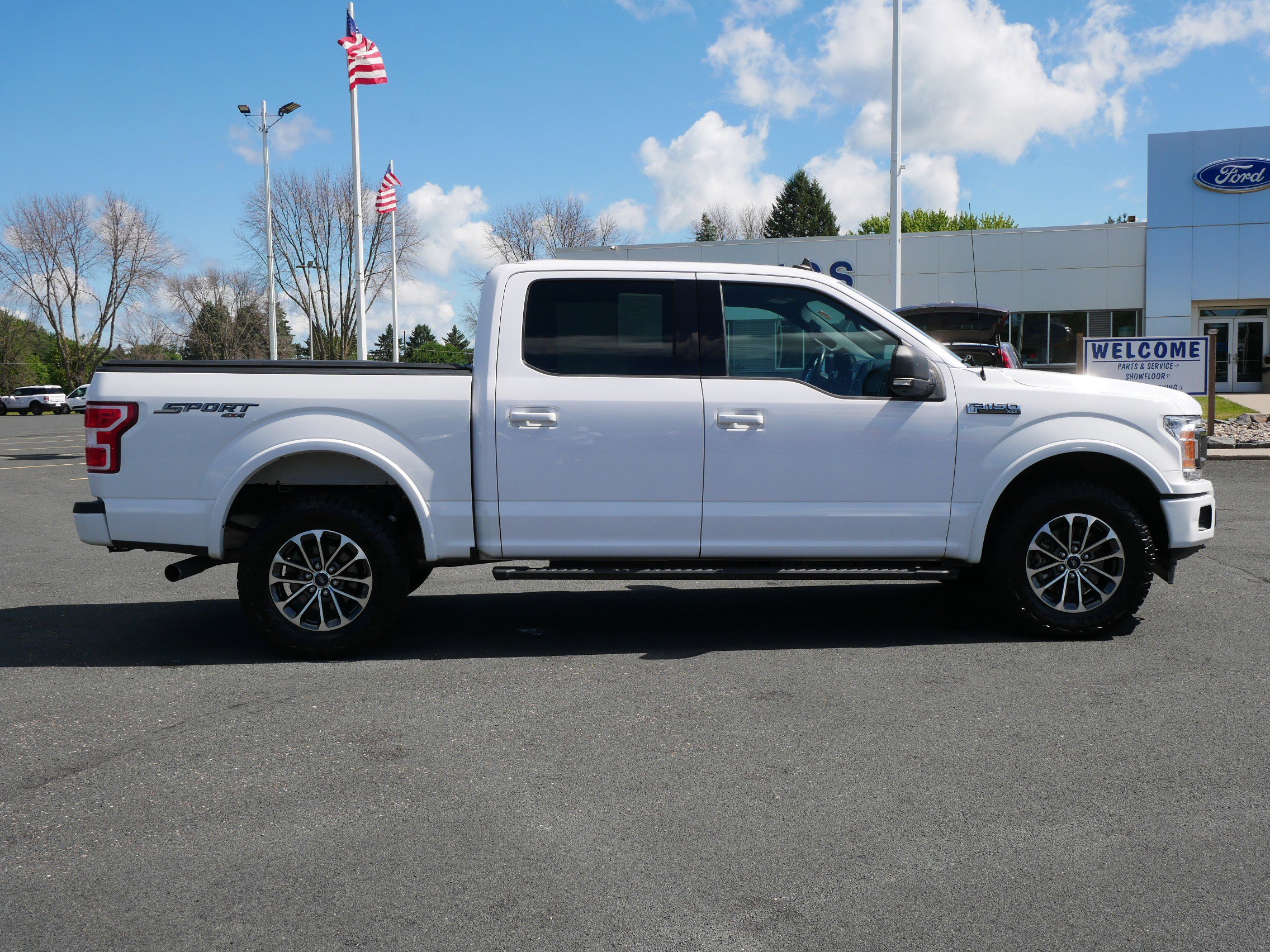 2020 Ford F-150 XLT photo 6