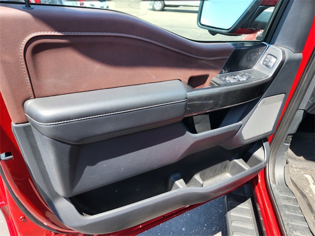 2023 Ford F-150 Lariat photo 31