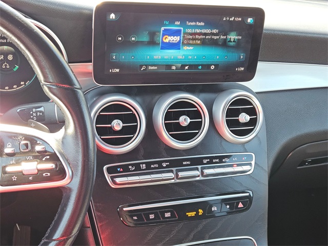 2022 Mercedes Benz GLC 300 photo 8