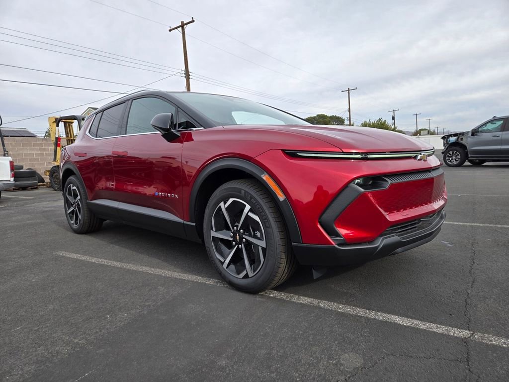 2026 Chevrolet Equinox EV 2LT's photo