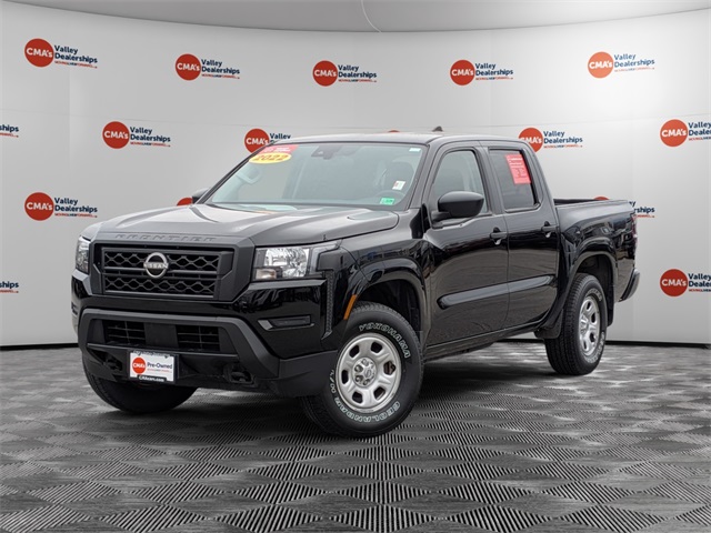 2022 Nissan Frontier S's photo