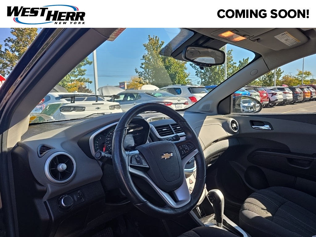 2020 Chevrolet Sonic LT photo 2