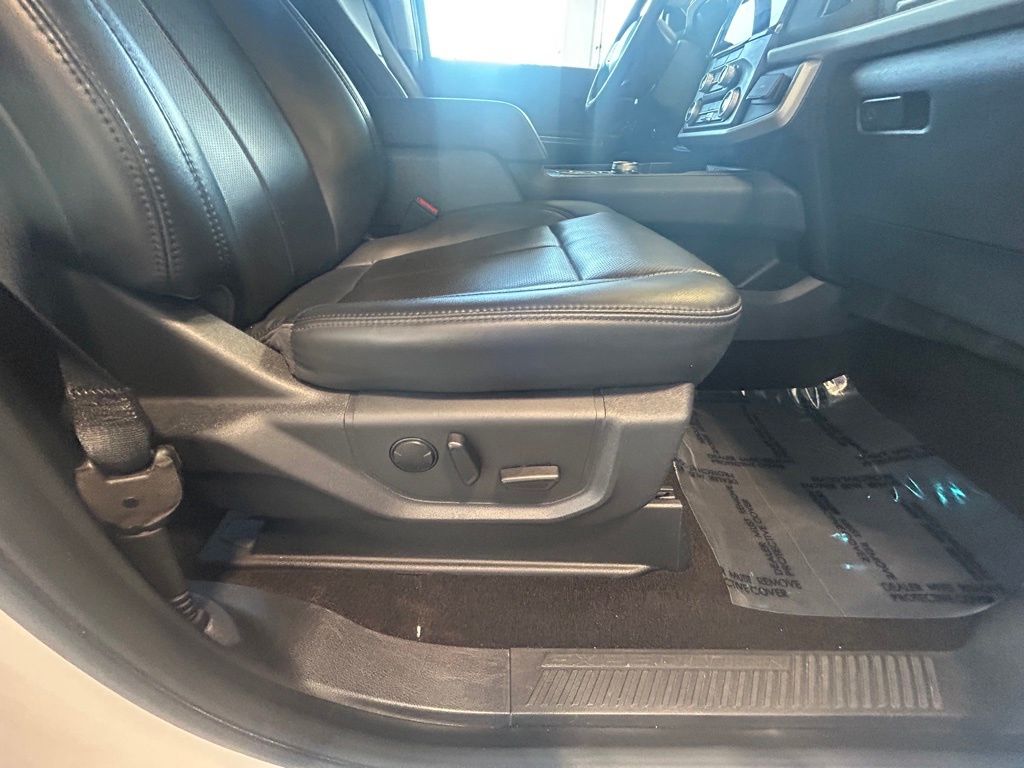 2022 Ford Expedition XLT photo 19