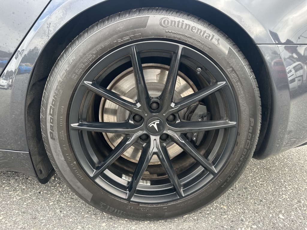 2024 Tesla Model S photo 26
