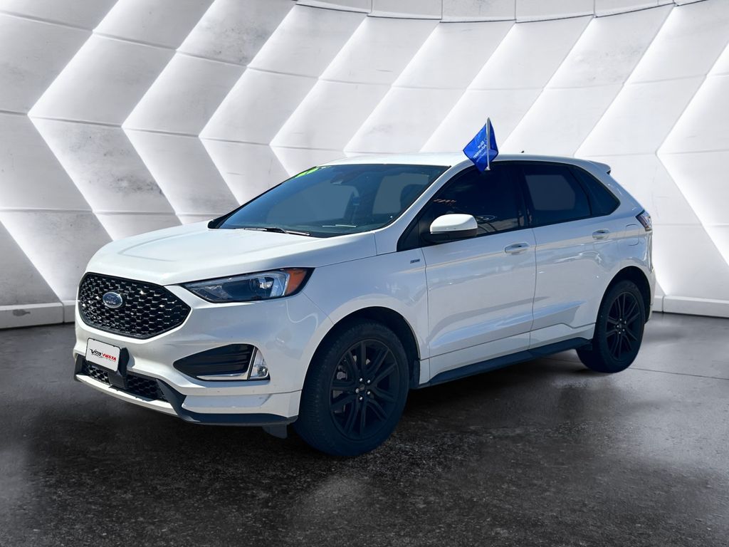 2023 Ford Edge ST photo 2