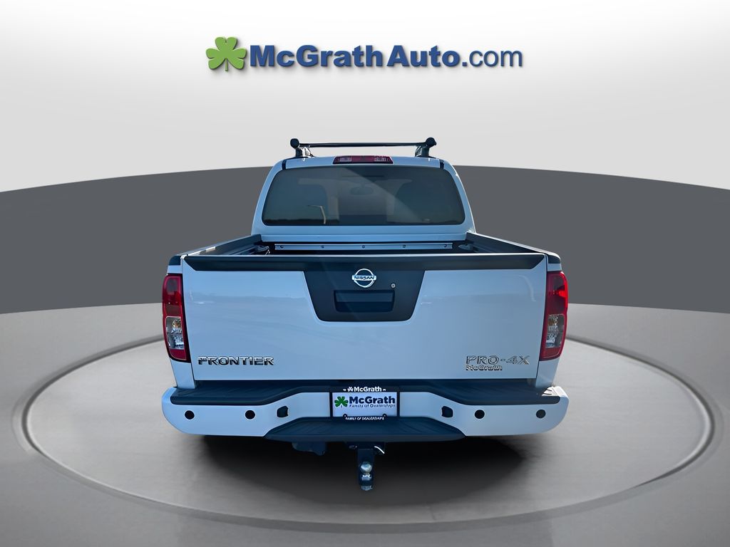 2020 Nissan Frontier PRO-4X Crew Cab photo 6