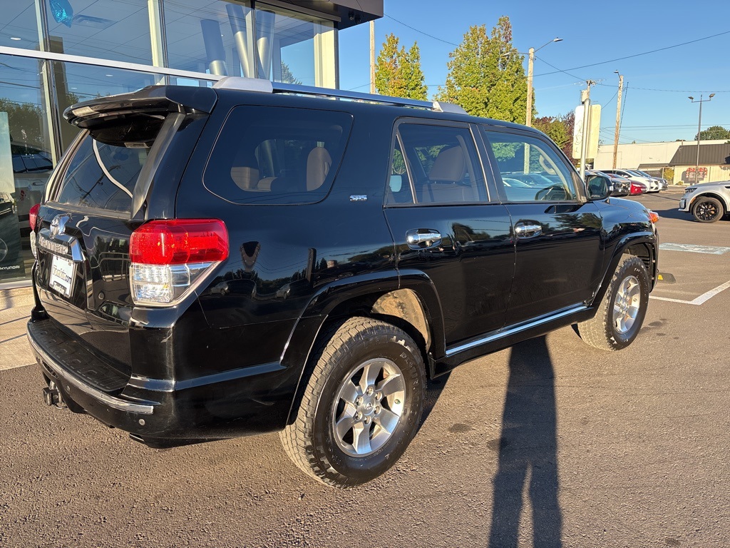 2011 Toyota 4Runner SR5 photo 6