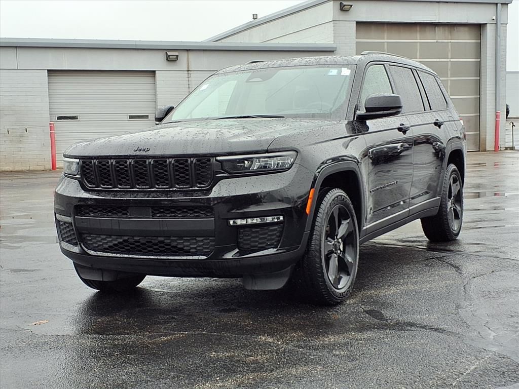 Used 2022 Jeep Grand Cherokee L Limited with VIN 1C4RJKBG1N8562699 for sale in Kansas City