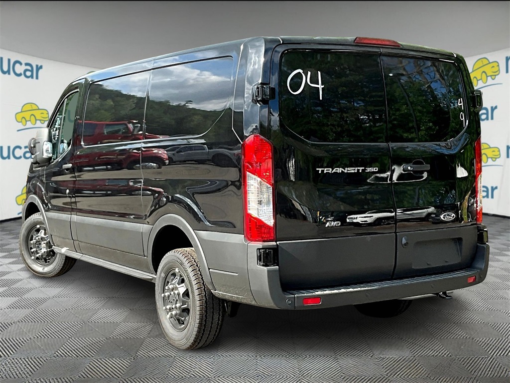 2025 Ford Transit photo 3