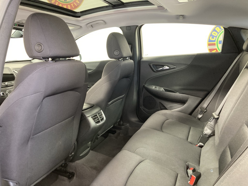 2024 Chevrolet Malibu 1LT photo 13