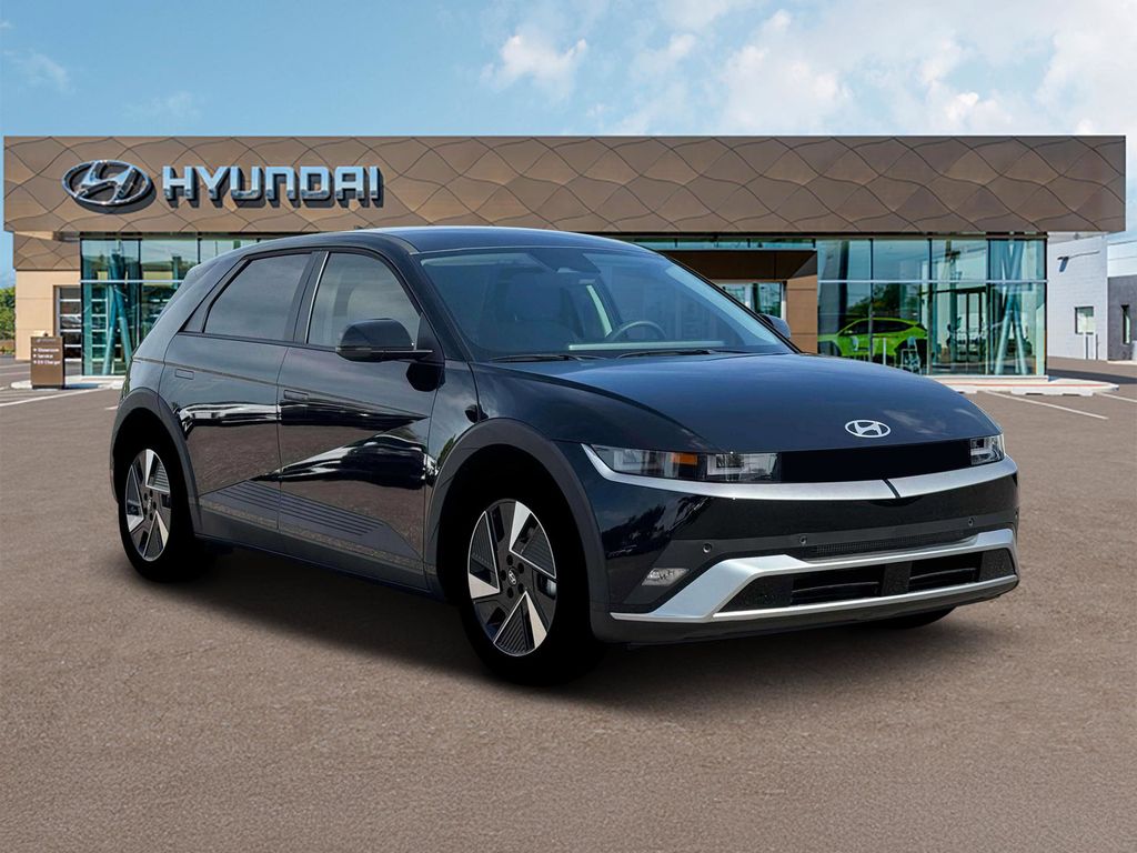 2025 Hyundai Ioniq 5 SE Standard Range photo 12