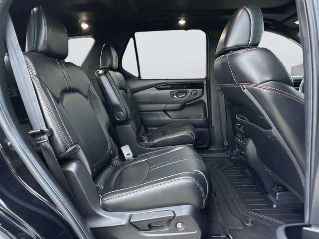 2025 Honda Pilot TrailSport photo 36