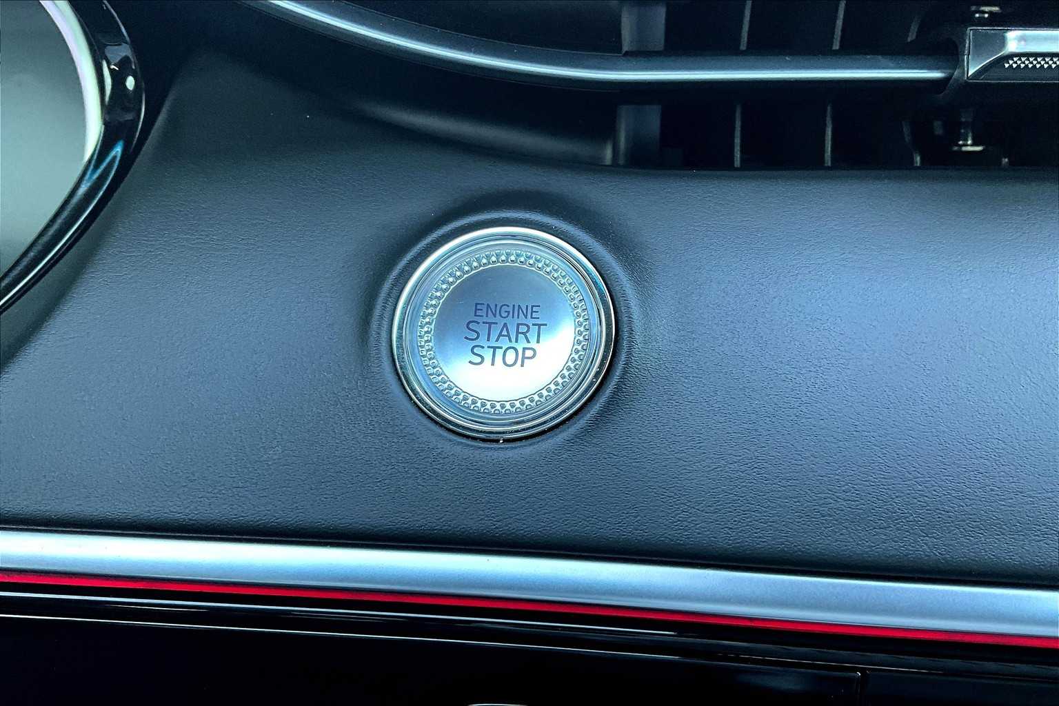 2025 Genesis GV70 3.5T Sport photo 32