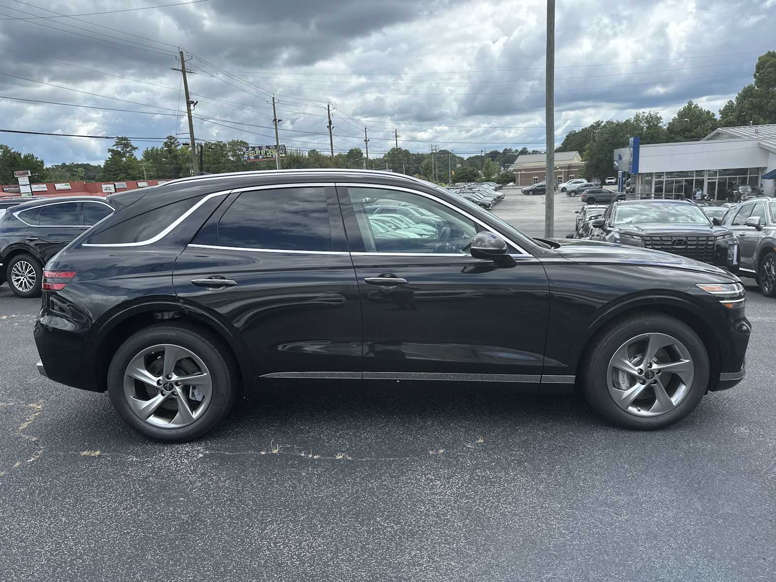 2026 Genesis GV70 2.5T Select photo 4