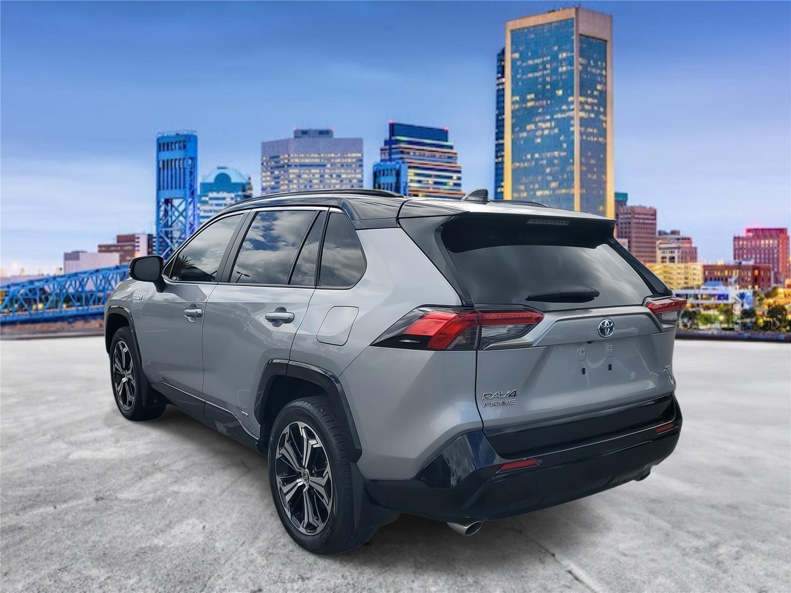 Used 2021 Toyota RAV4 XSE with VIN JTMFB3FV9MD014034 for sale in Northfield, Minnesota