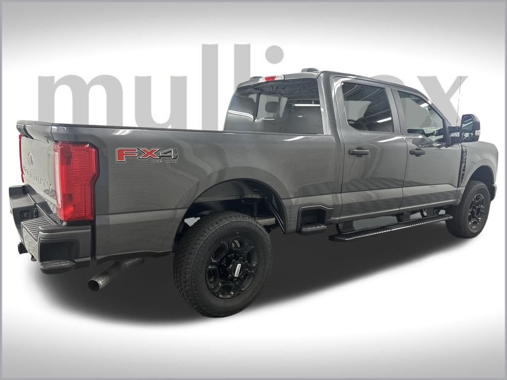 2026 Ford F-250 XL photo 2