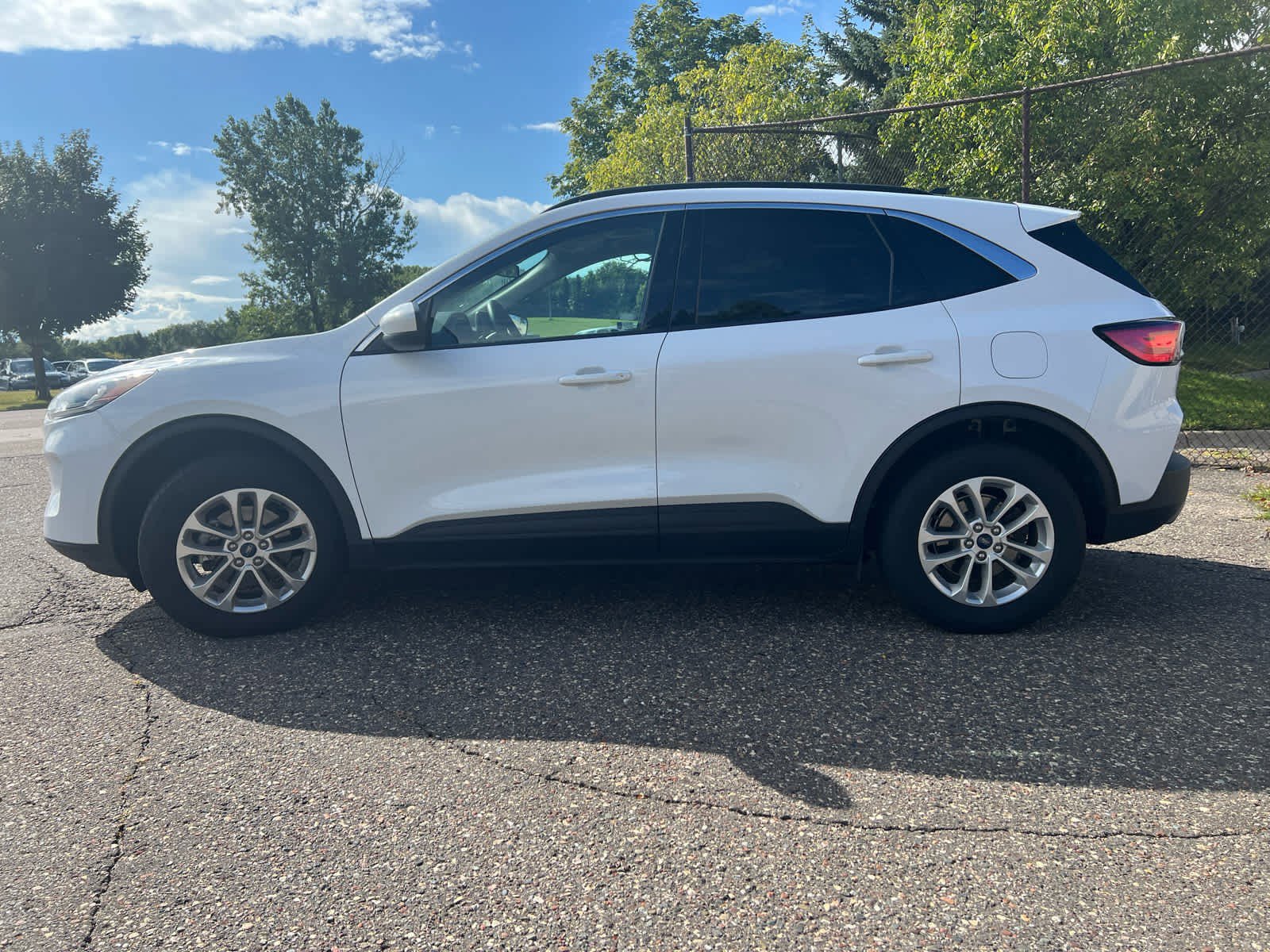 2020 Ford Escape SE photo 9