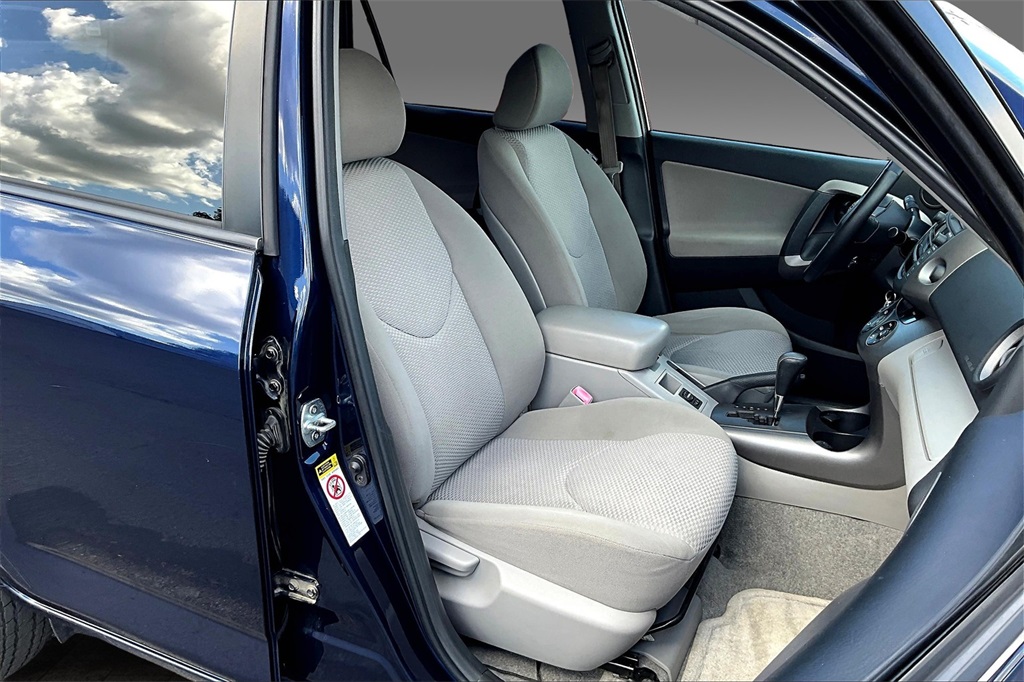 2006 Toyota RAV4 Limited photo 4