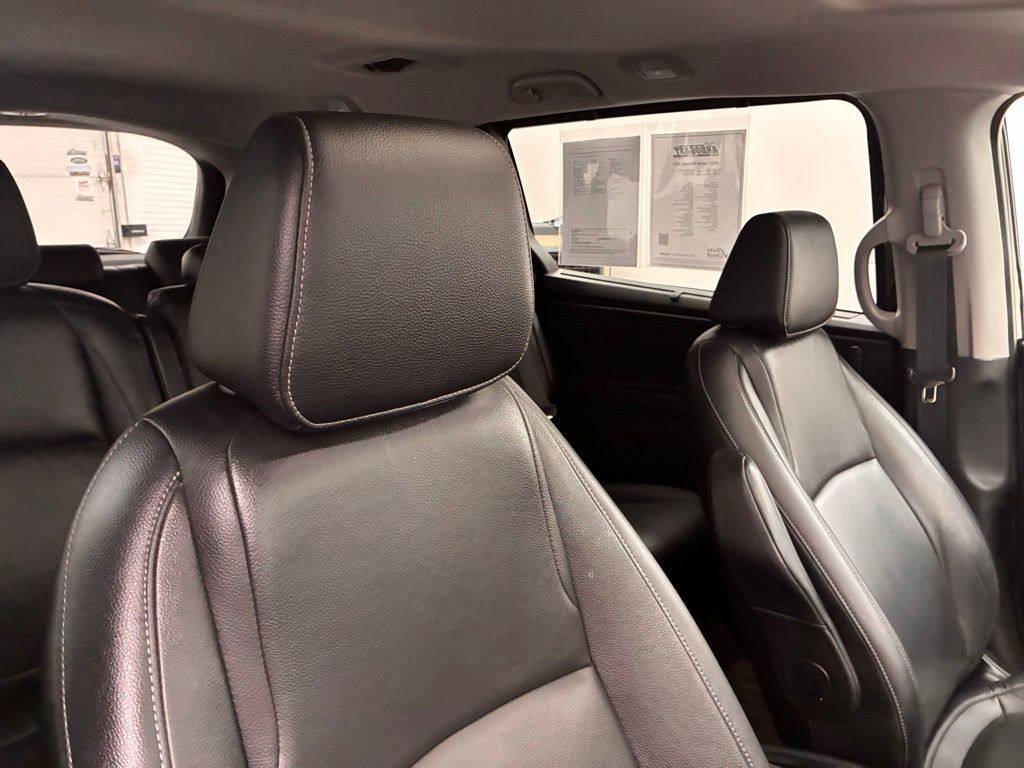 2023 Honda Odyssey EX-L photo 32