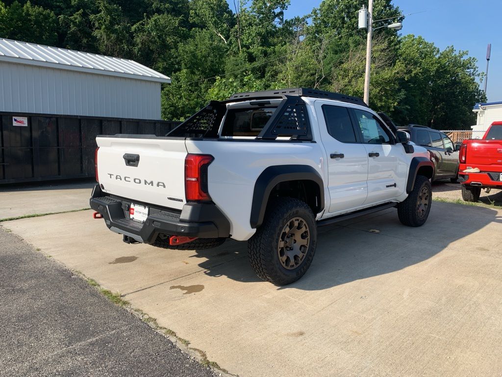 2025 Toyota Tacoma Trailhunter photo 3