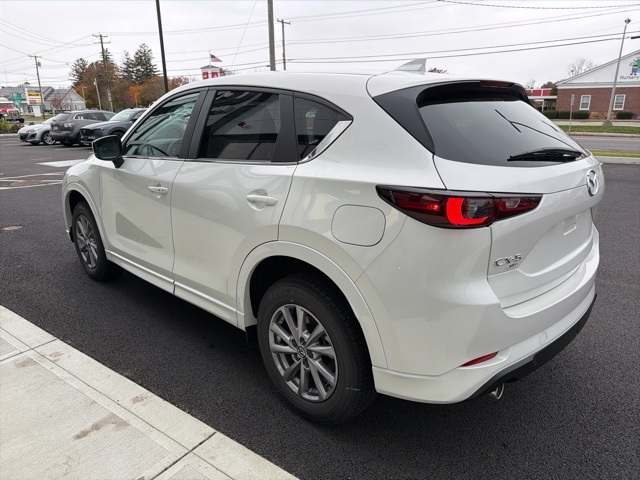 2025 Mazda CX-5 2.5 Select photo 4