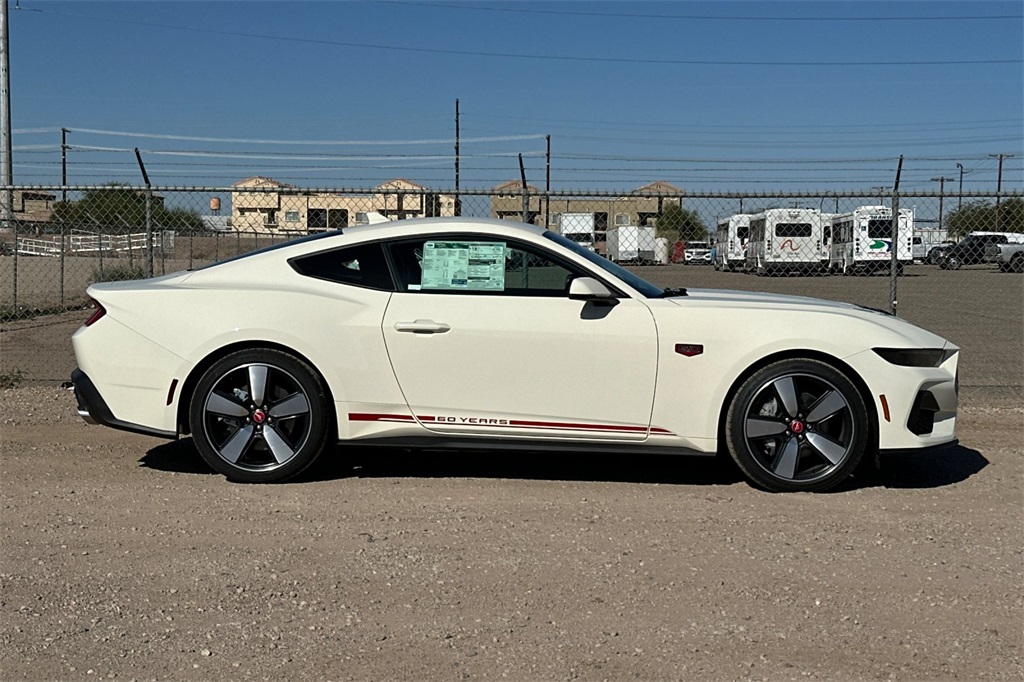 2025 Ford Mustang GT Premium photo 3