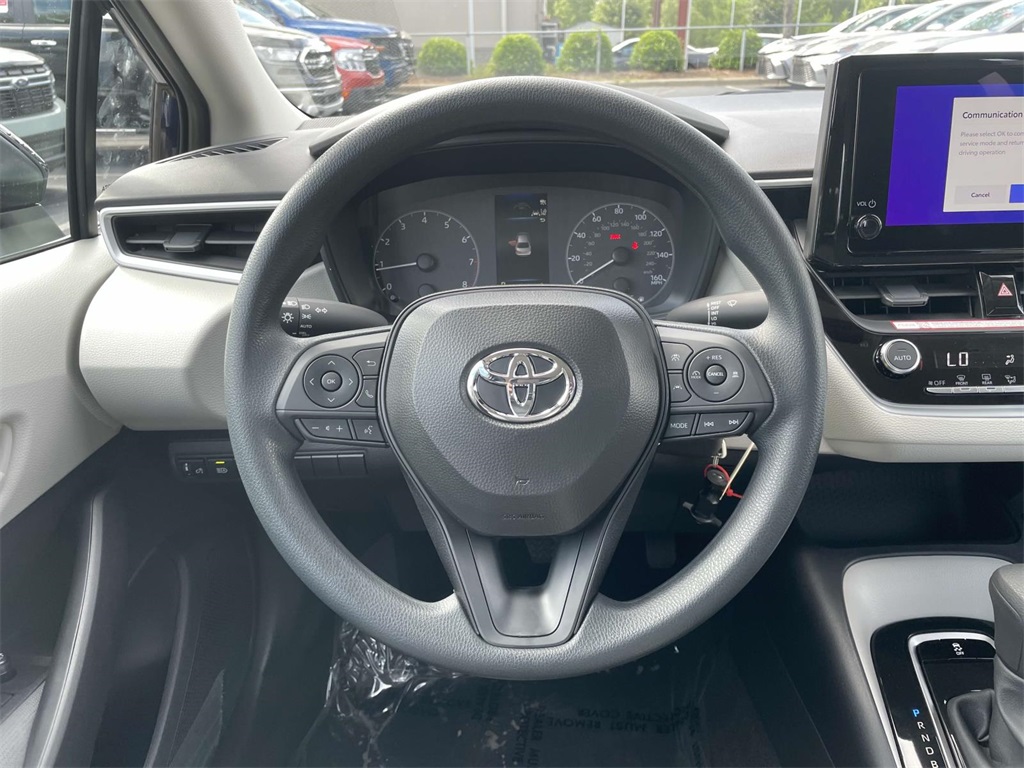2025 Toyota Corolla LE photo 14