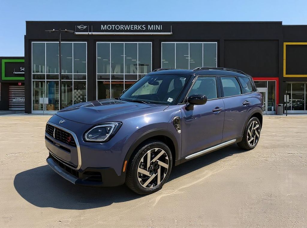2025 MINI Countryman S's photo
