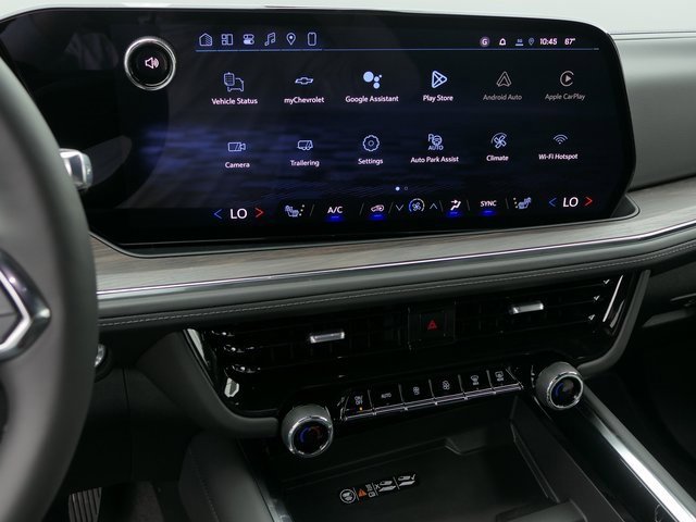 2026 Chevrolet Suburban LT photo 16