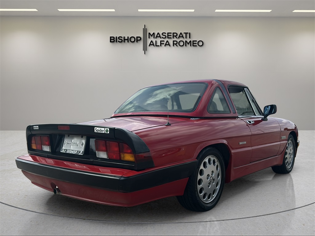 1989 Alfa Romeo Spider QUADRIFOGLIO photo 3