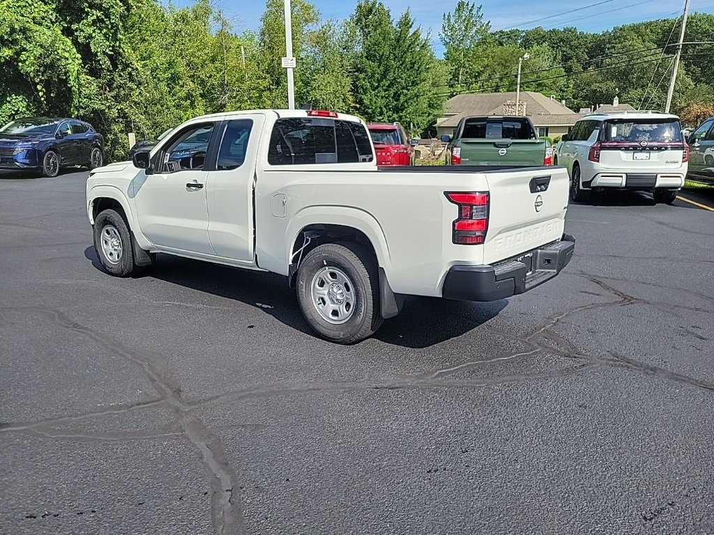 2026 Nissan Frontier S King Cab photo 3