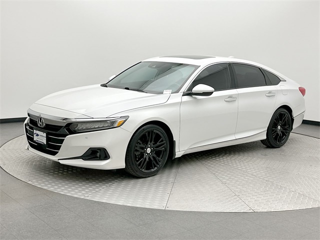 2021 Honda Accord Touring's photo